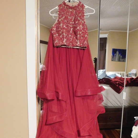 dark red two piece prom dress